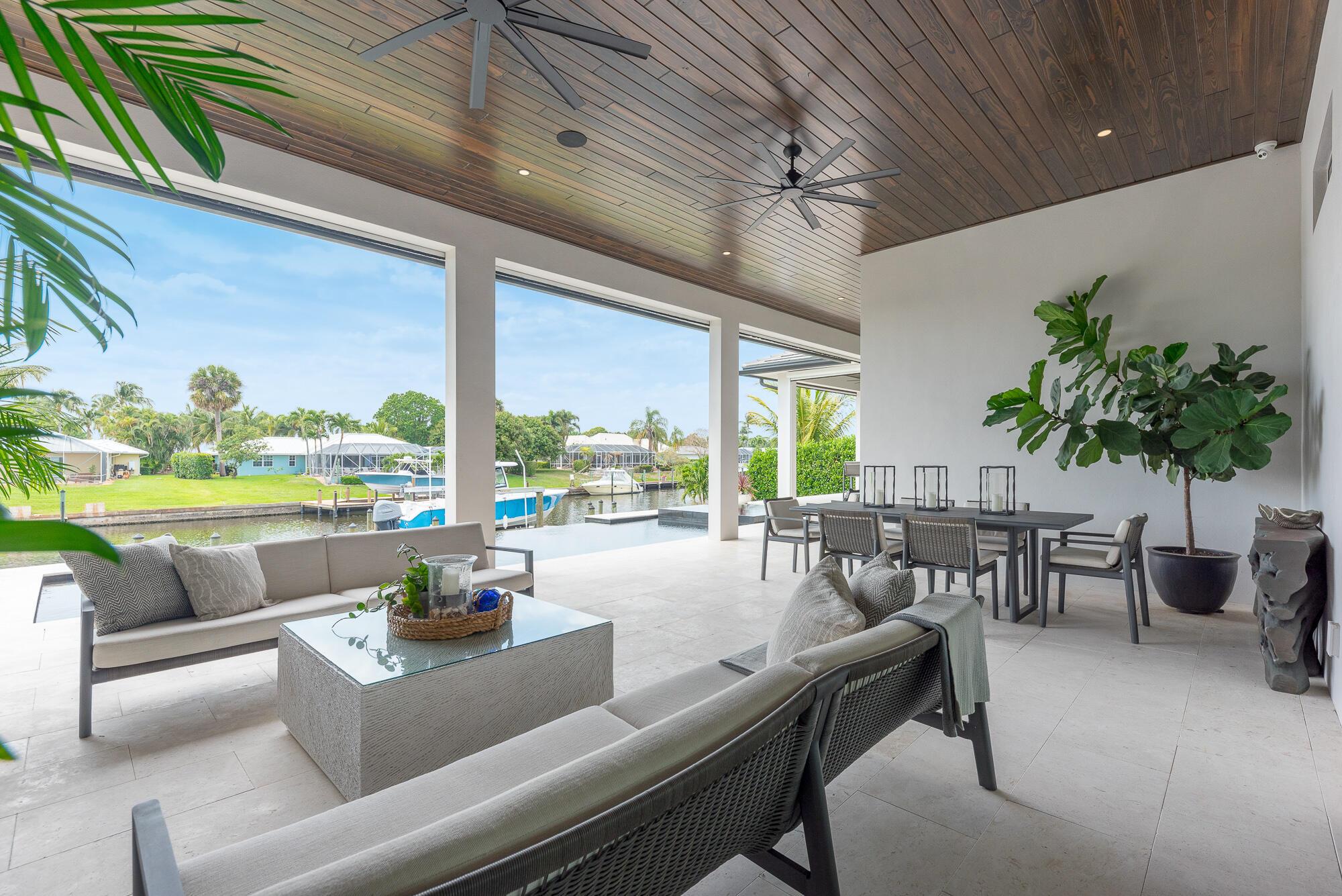 YACHT & COUNTRY CLUB OF S - Residential