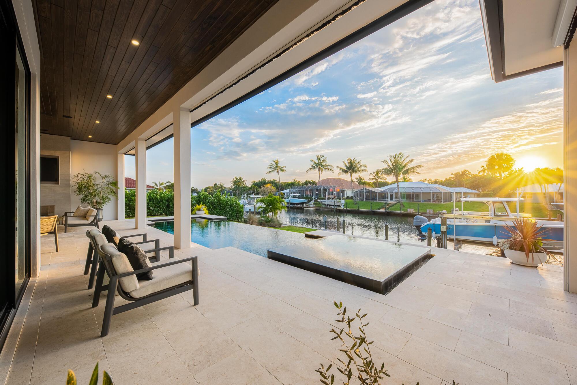 YACHT & COUNTRY CLUB OF S - Residential