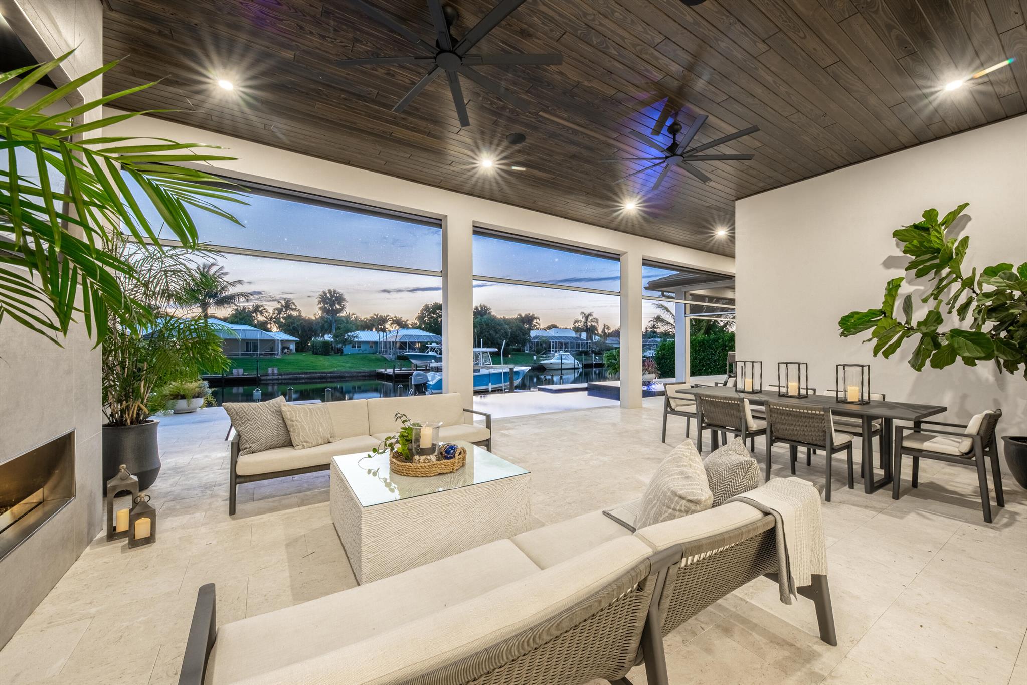 YACHT & COUNTRY CLUB OF S - Residential