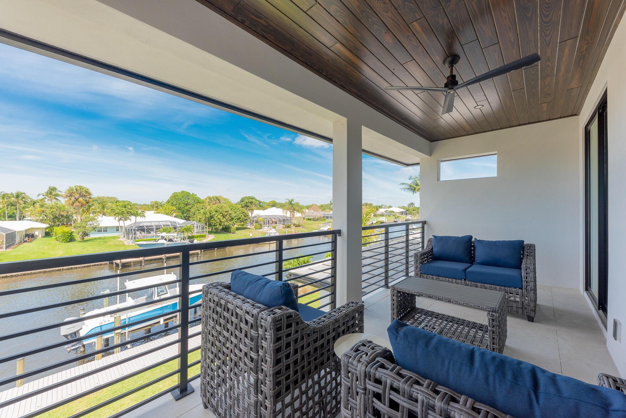 YACHT & COUNTRY CLUB OF S - Residential