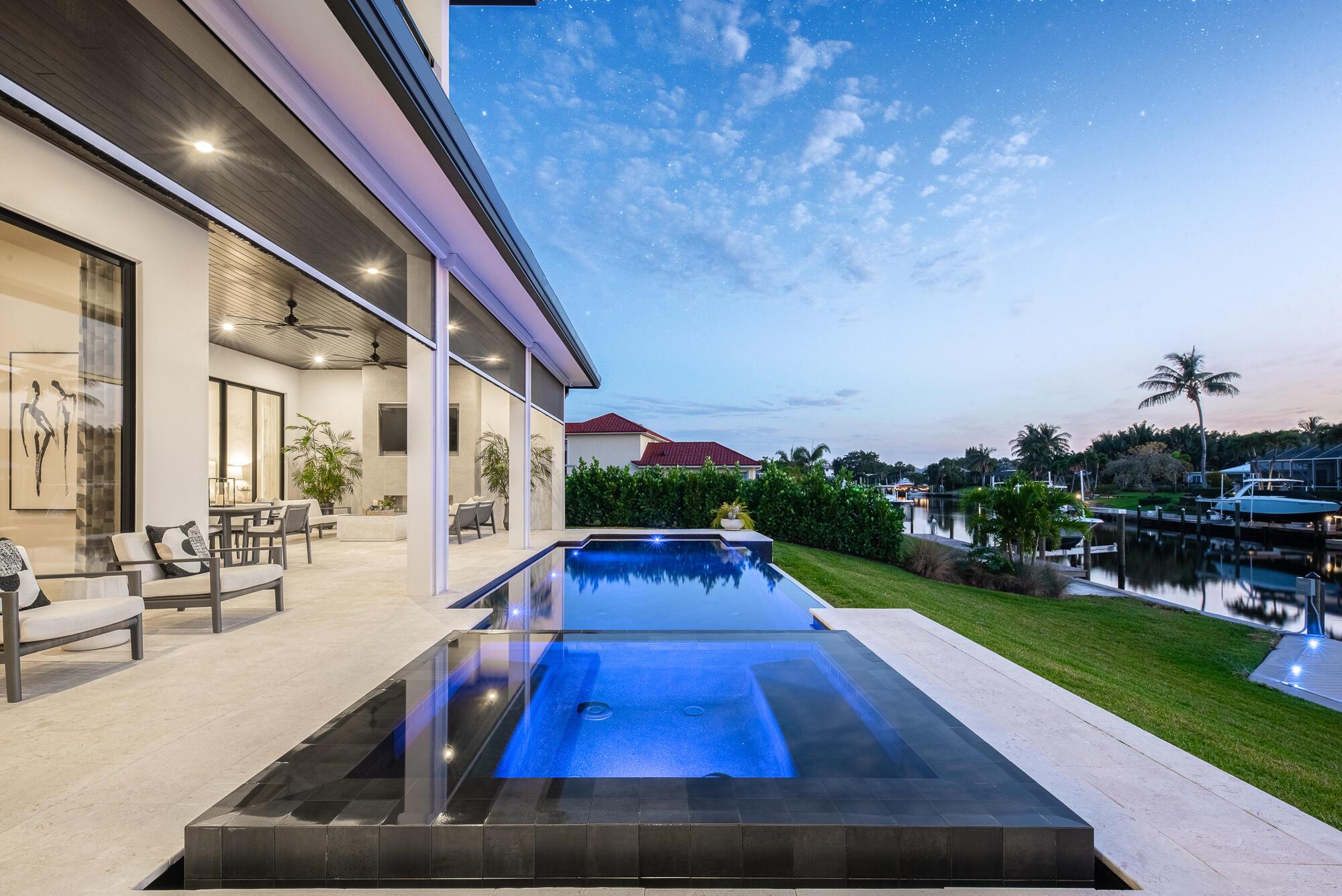 YACHT & COUNTRY CLUB OF S - Residential