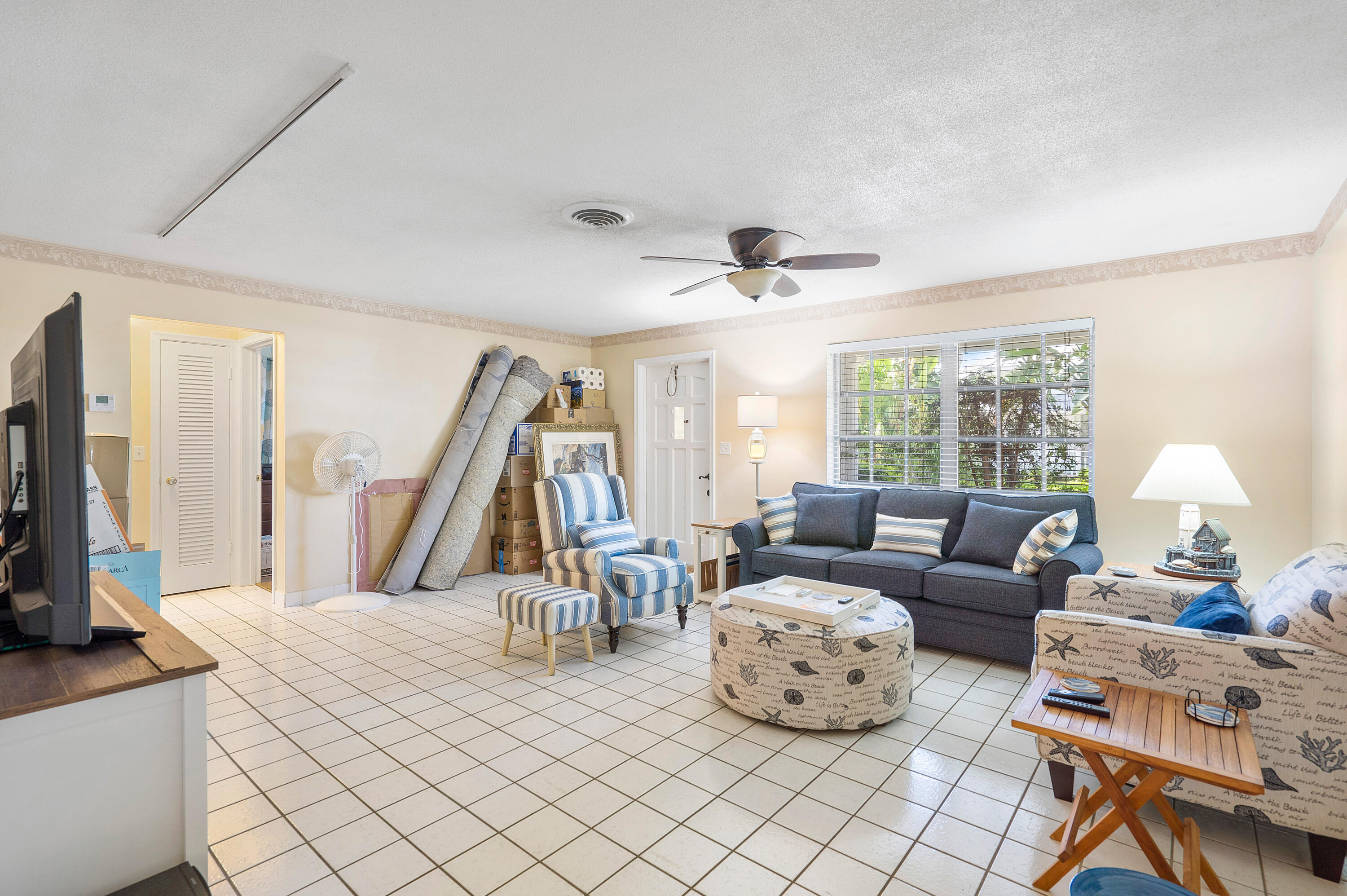 PALM BEACH SHORE ACRES - Residential Lease