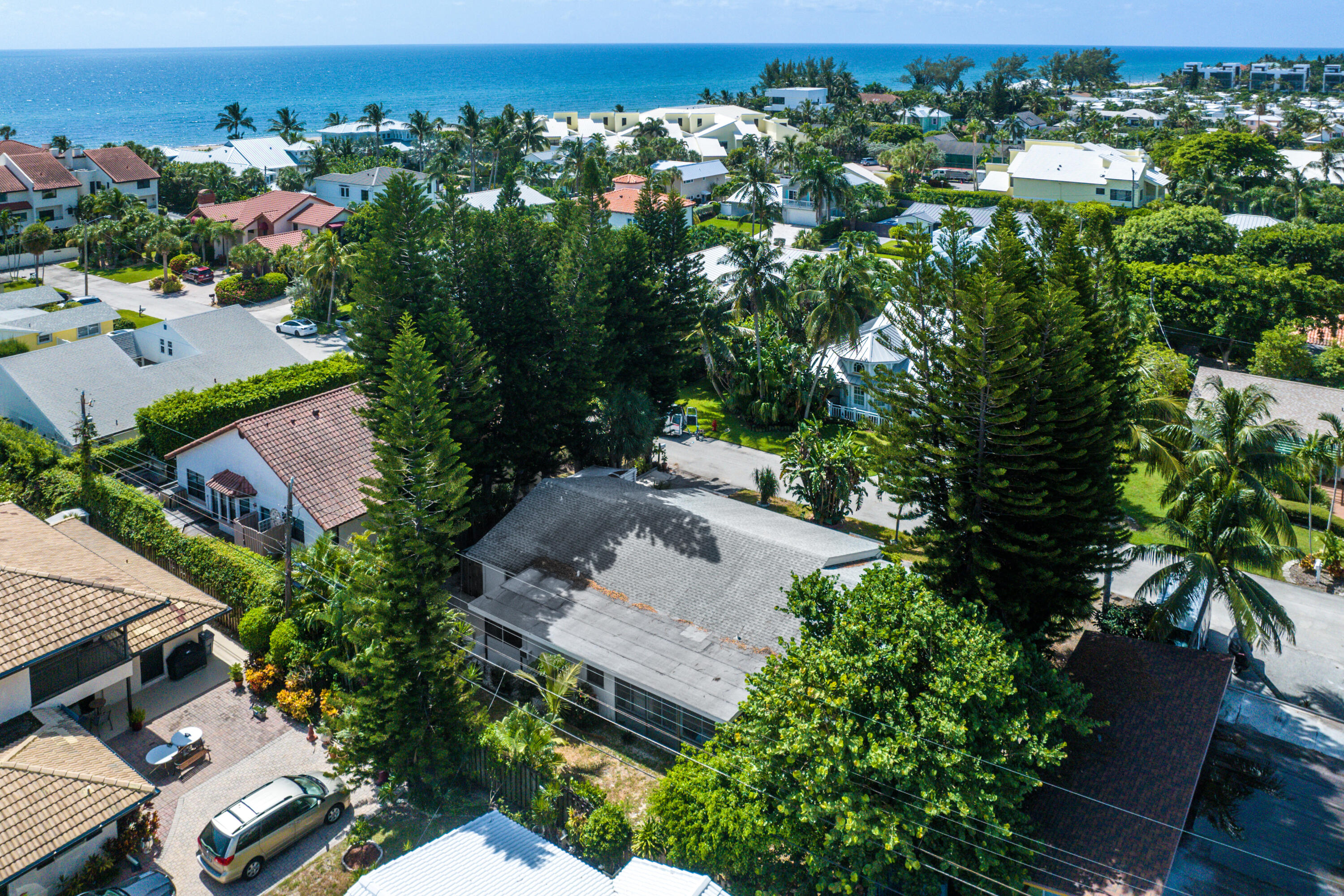 PALM BEACH SHORE ACRES - Residential Lease