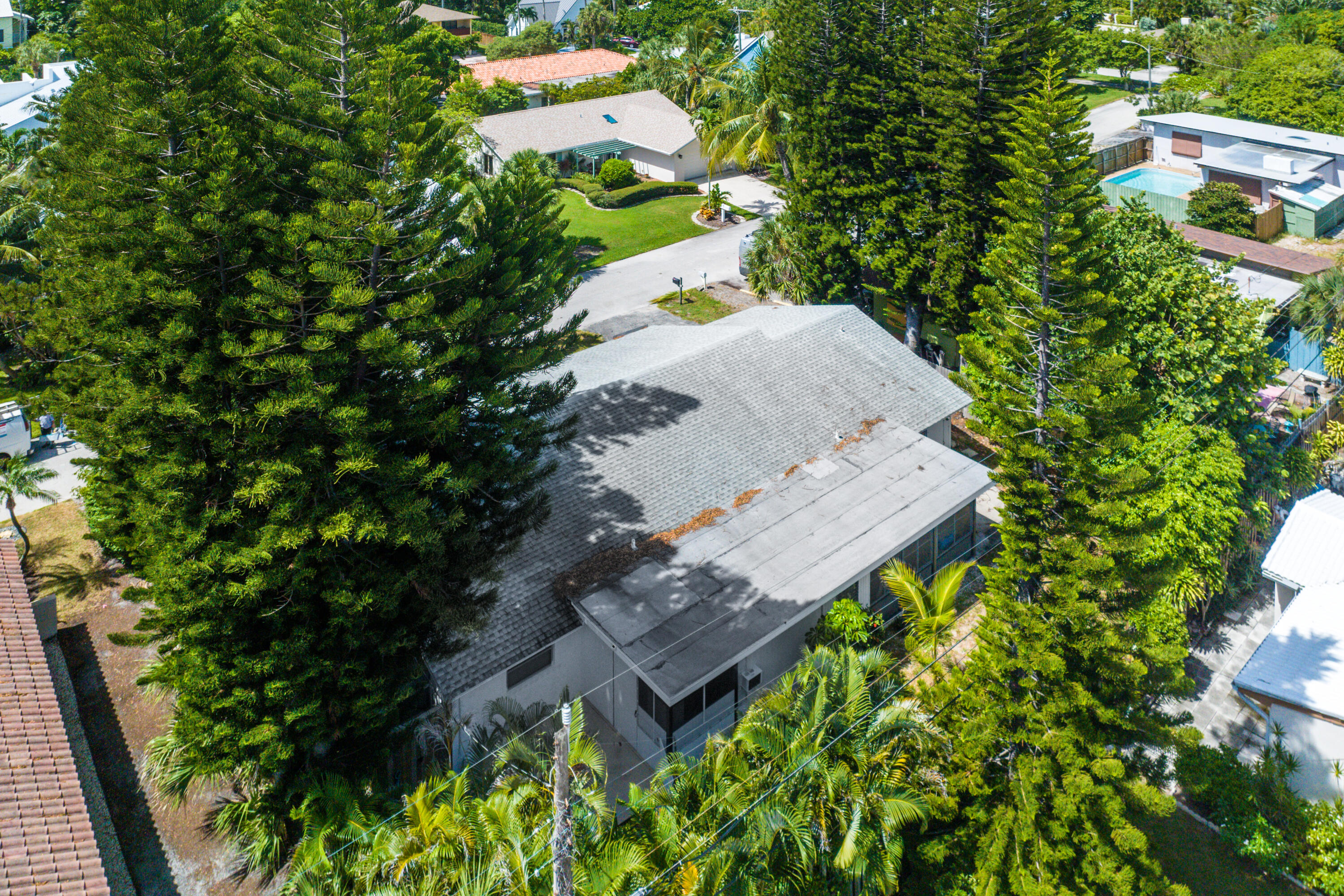 PALM BEACH SHORE ACRES - Residential Lease