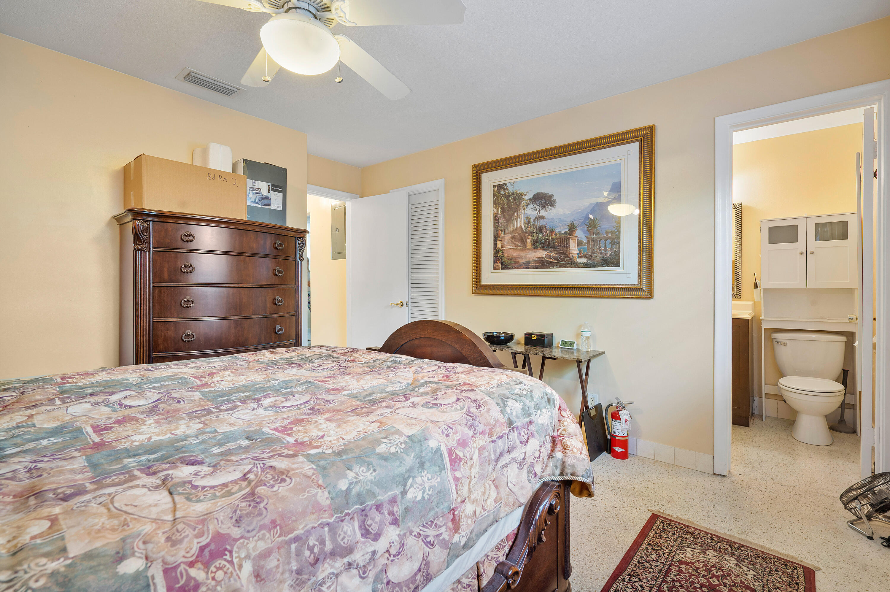 PALM BEACH SHORE ACRES - Residential Lease