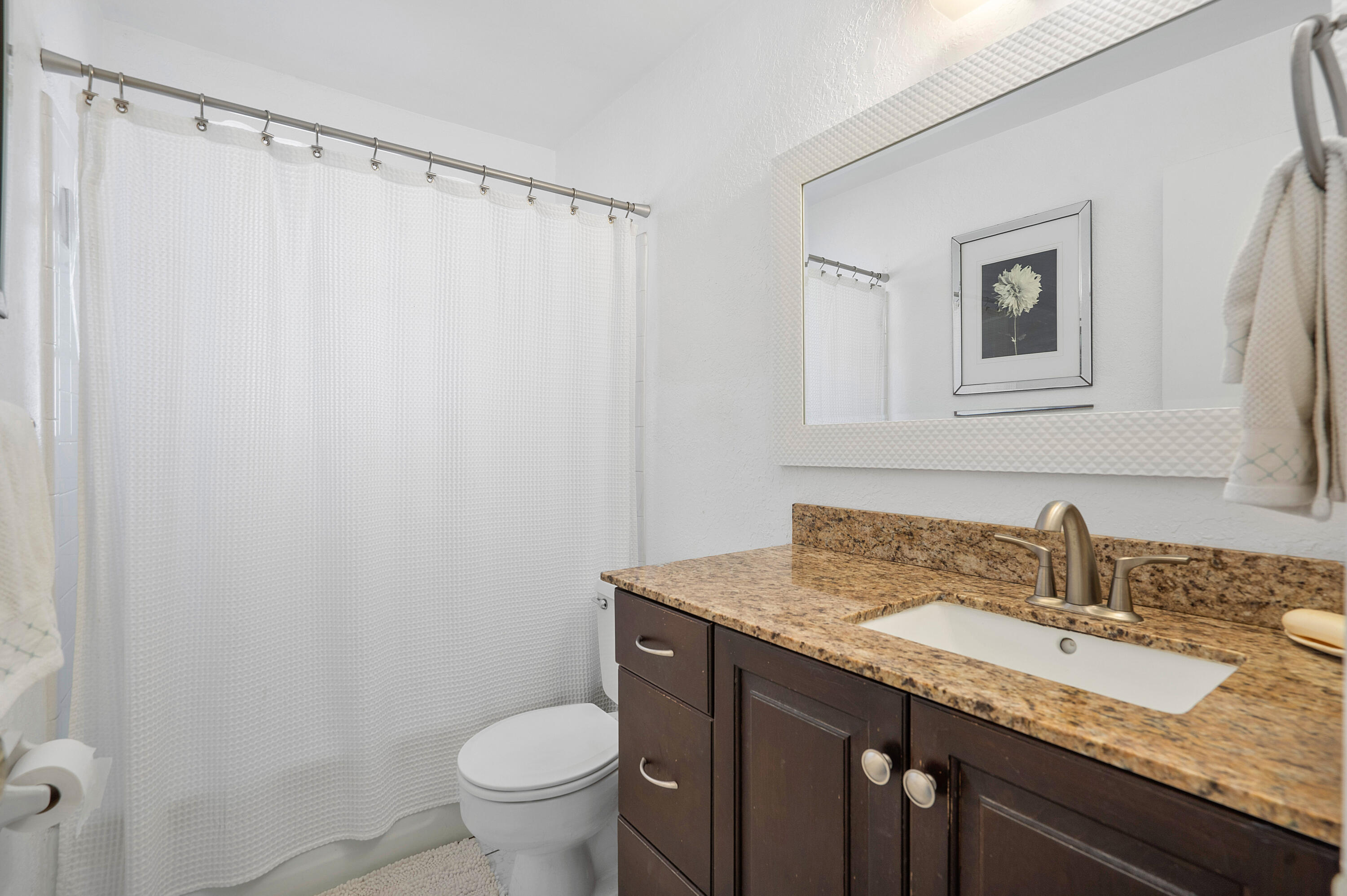 PALM BEACH SHORE ACRES - Residential Lease