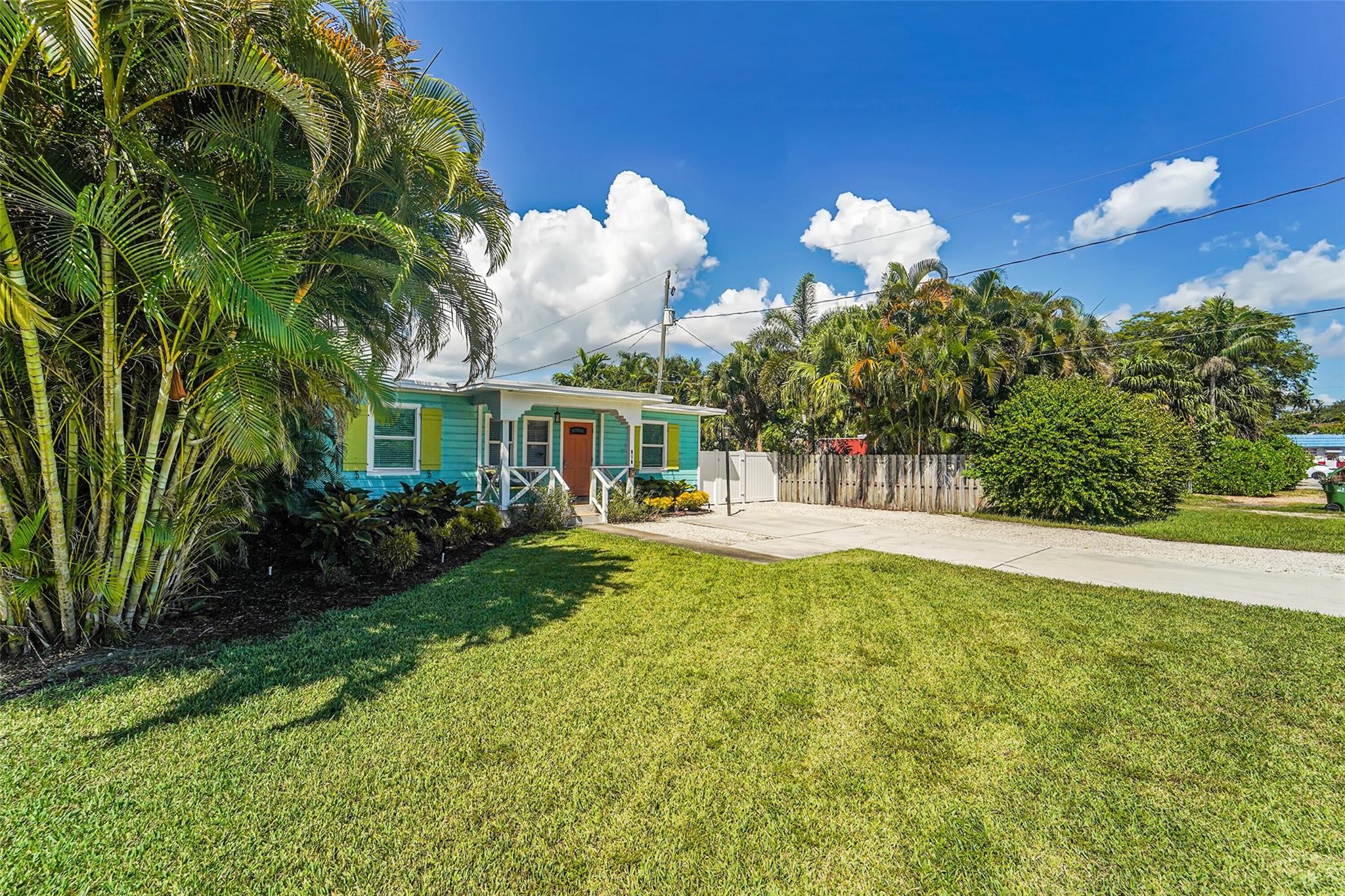 Charming, Key West style home with a large private oasis, a putting green, and a heated saltwater pool with sun shelf, and a swim-up bar for entertaining.
3 bed/2 bath, beautifully updated kitchen with quartz countertops. Desirable Miami-Dade pine flooring throughout.
All impact resistant windows and doors.
Completely furnished and ready to enjoy!
