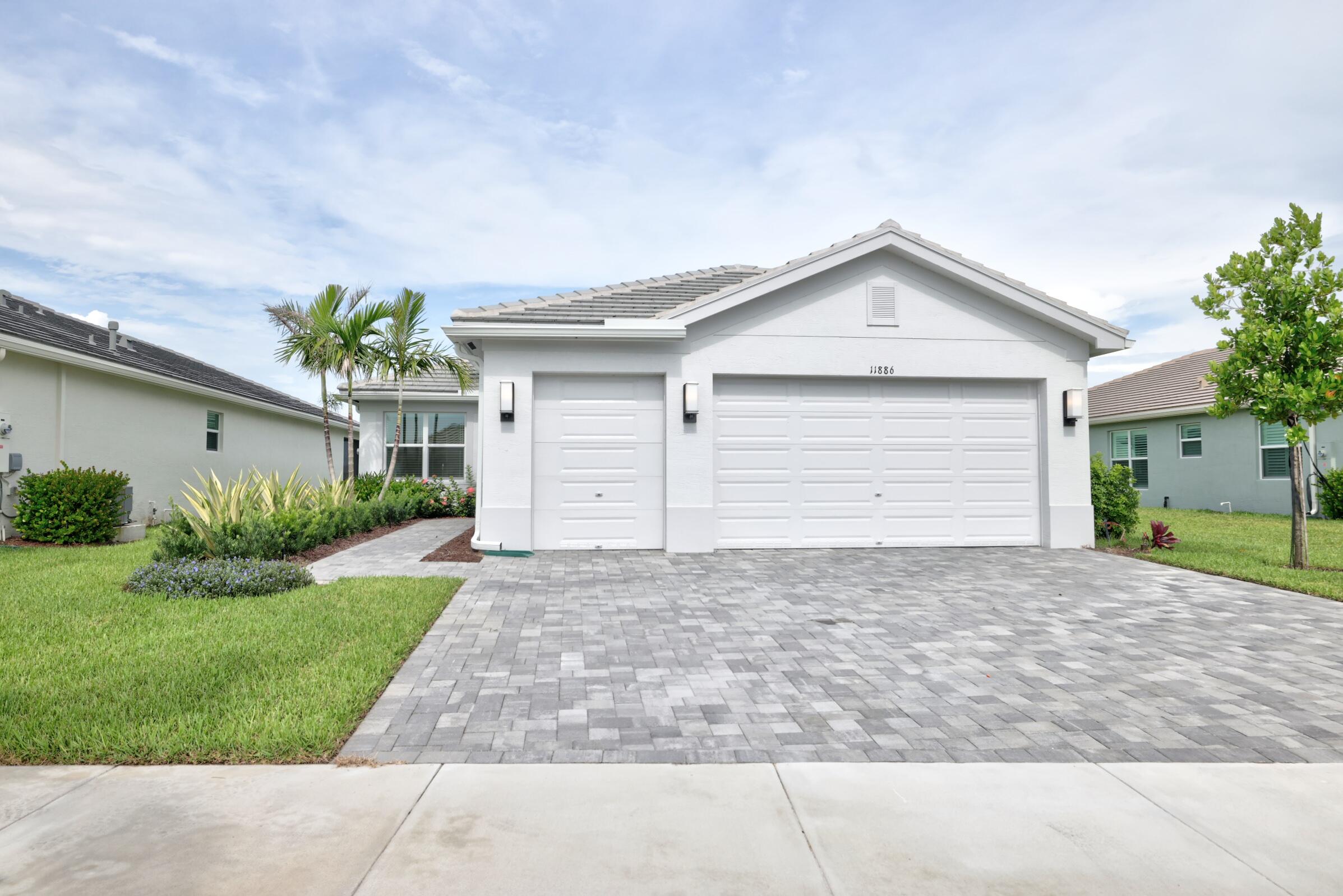 Meticulously maintained home features a spacious open-concept floor plan, blending luxury and comfort in every detail. Enjoy 2 bedrooms + a den (or optional 3rd bedroom), 2.5 bathrooms, and elegant finishes throughout--including high ceilings, gourmet kitchen with quartz countertops, stainless steel appliances, and 42'' wood cabinetry.