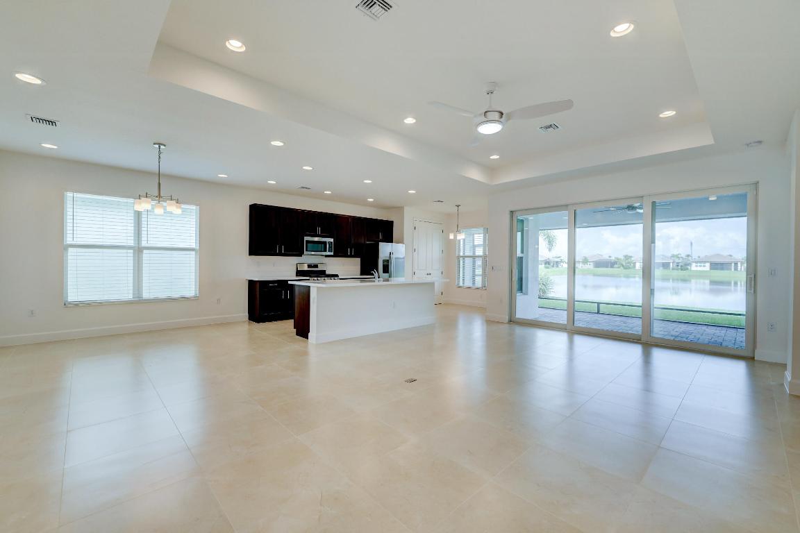 RIVERLAND PARCEL C - PLAT EIGHT - Residential Lease