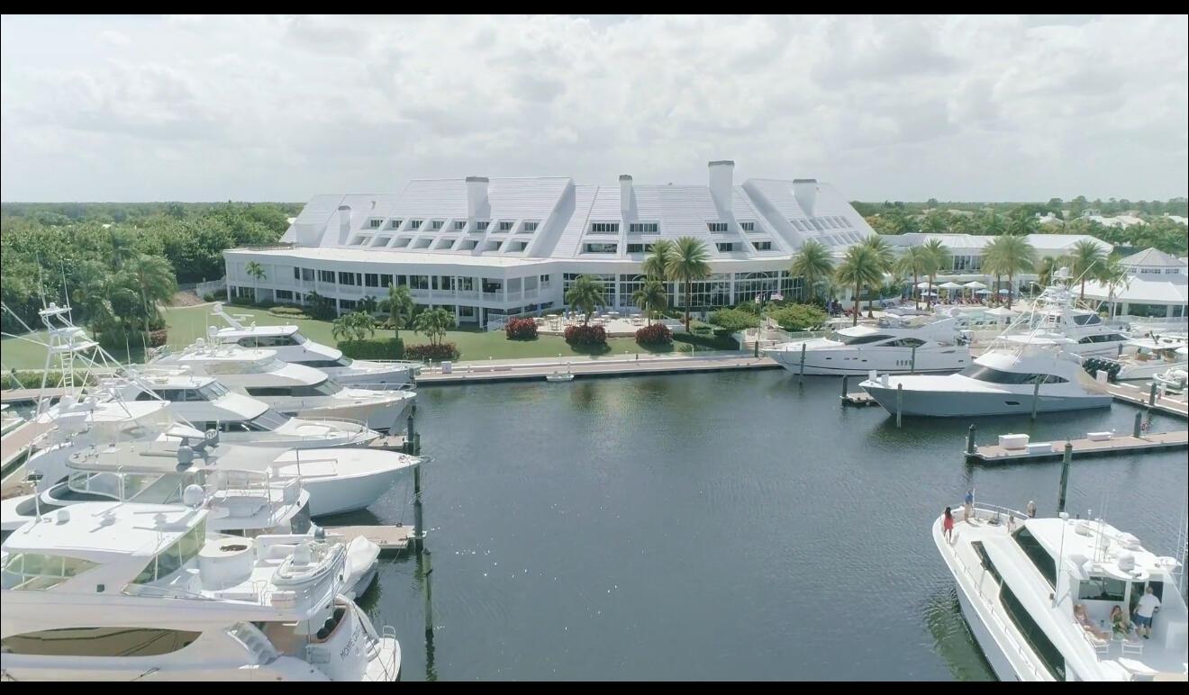 ADMIRALS COVE - Residential