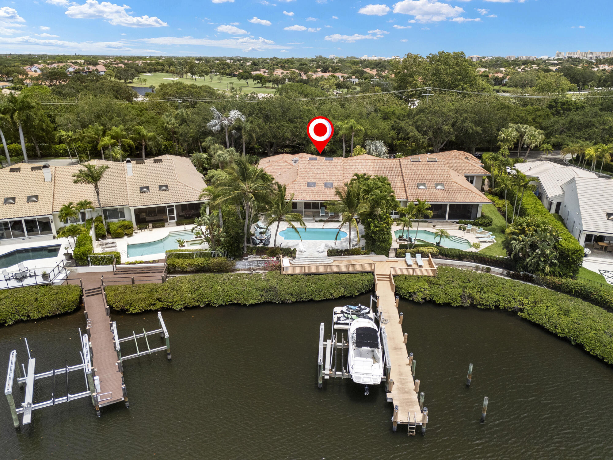 ADMIRALS COVE - Residential