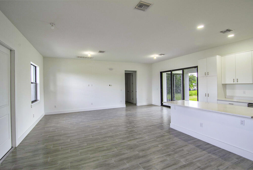 PORT CHARLOTTE SEC 82 - Residential