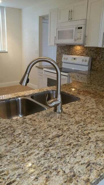 LAKE EMERALD - Residential