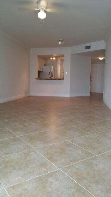 LAKE EMERALD - Residential