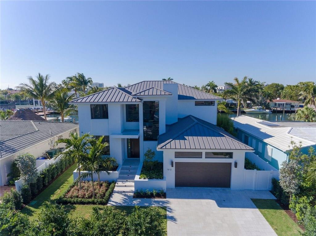 RIO VISTA ISLES - Residential