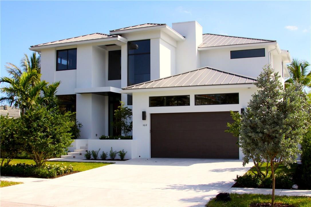 RIO VISTA ISLES - Residential