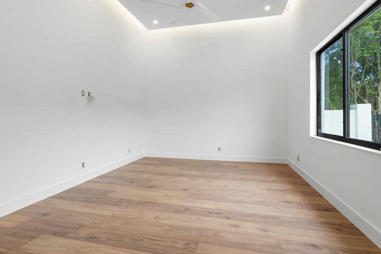 VINTAGE OAKS / POLO CLUB - Residential