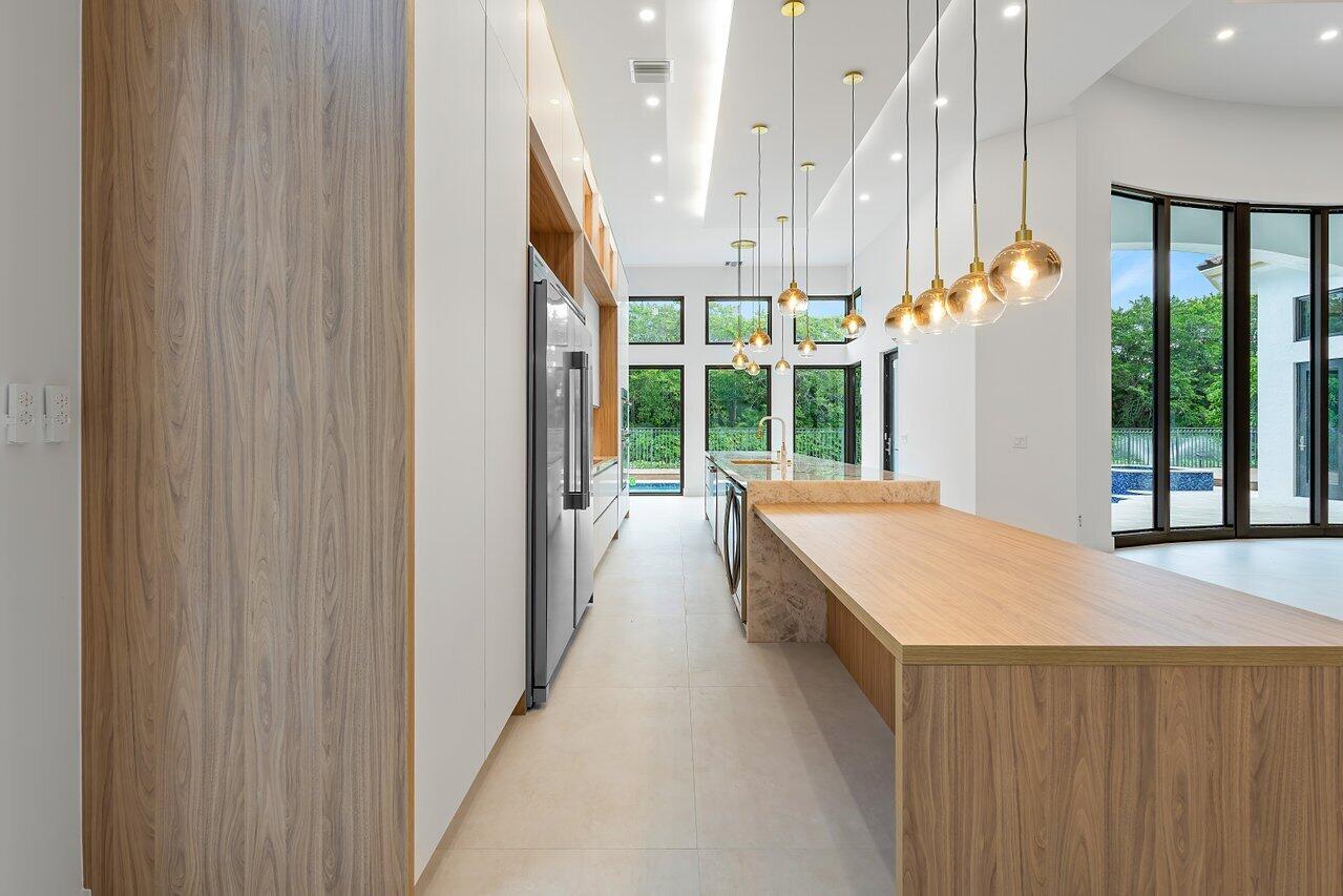 VINTAGE OAKS / POLO CLUB - Residential