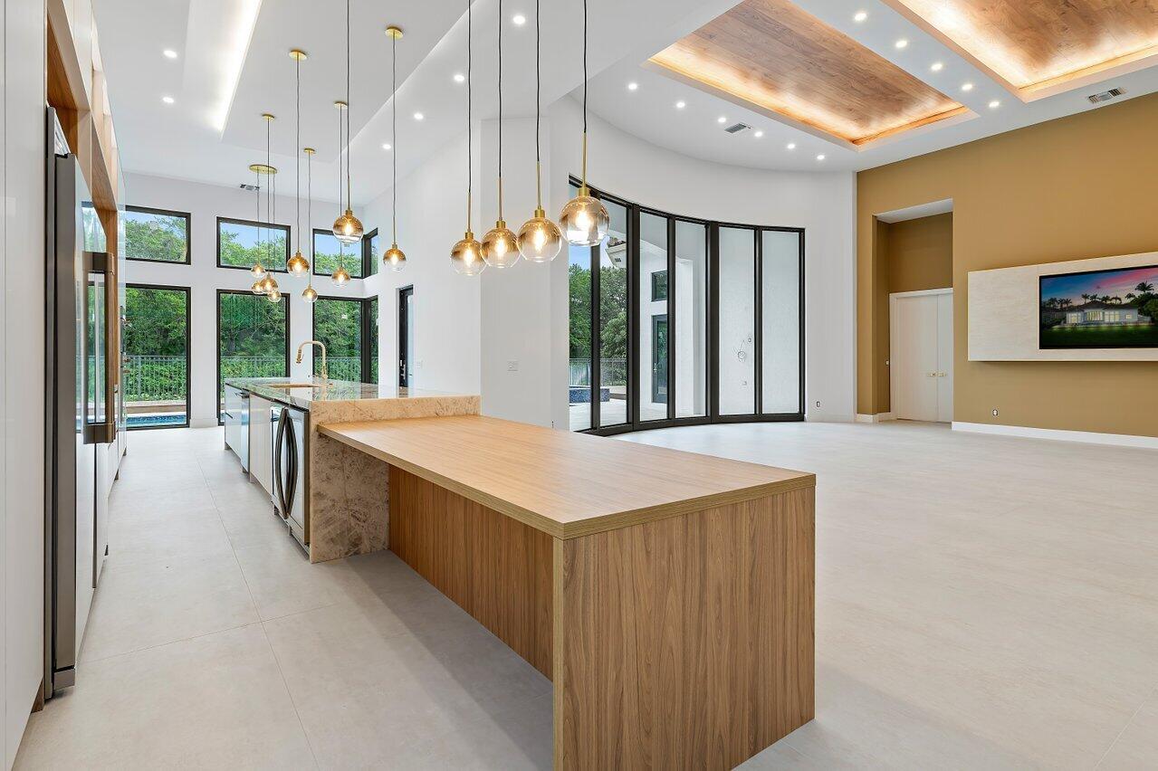 VINTAGE OAKS / POLO CLUB - Residential