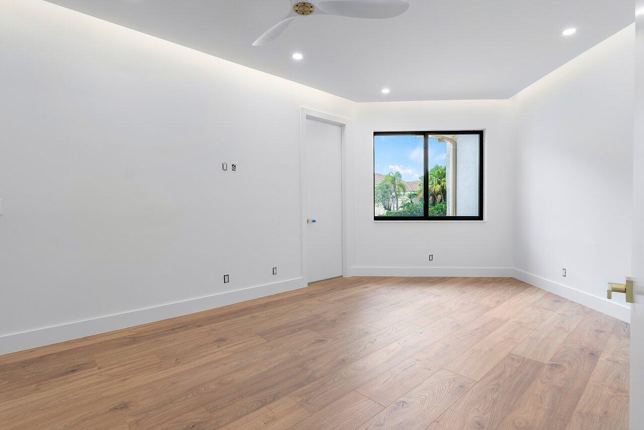 VINTAGE OAKS / POLO CLUB - Residential