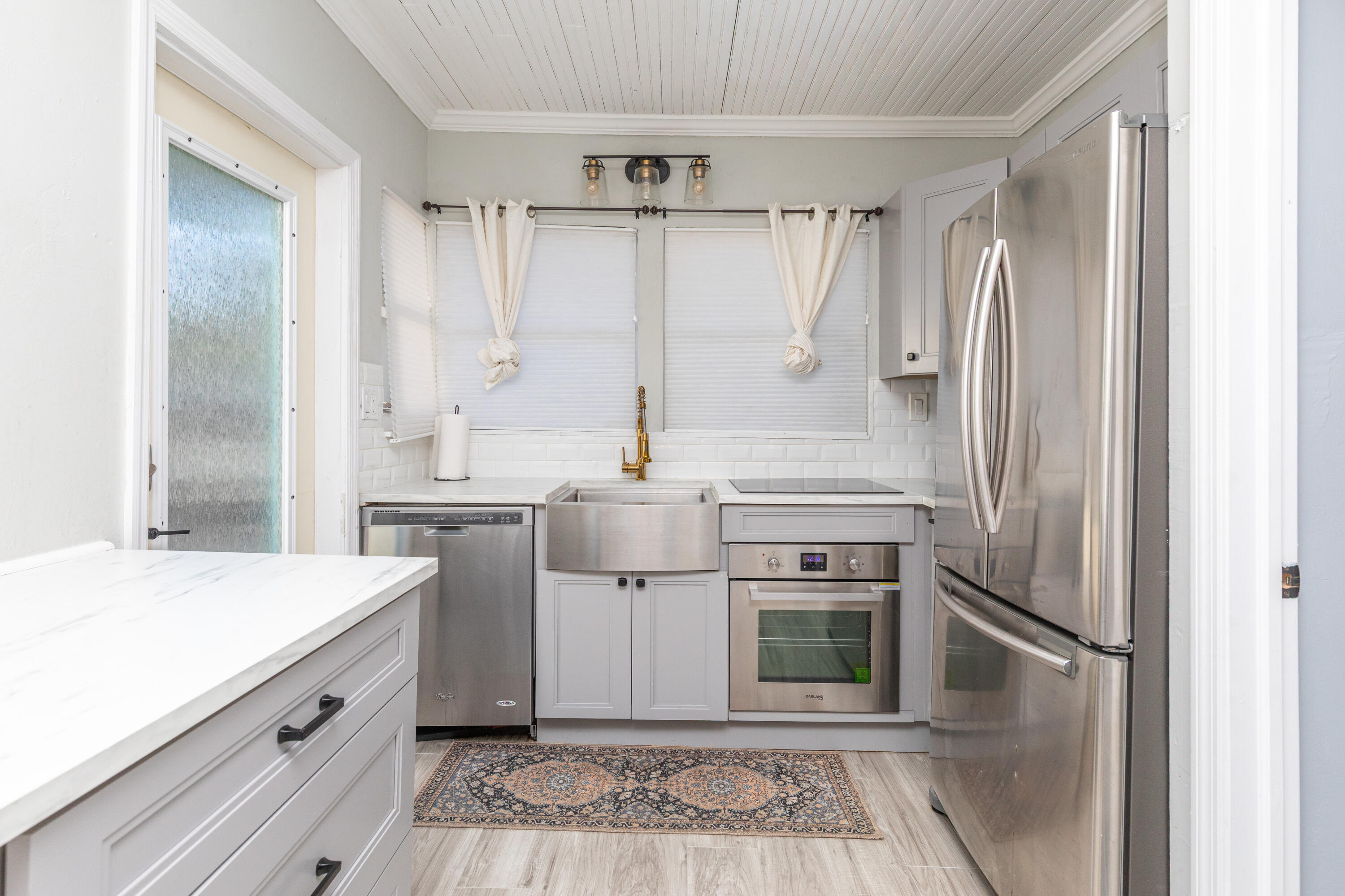 WAVERLY PLACE - Residential