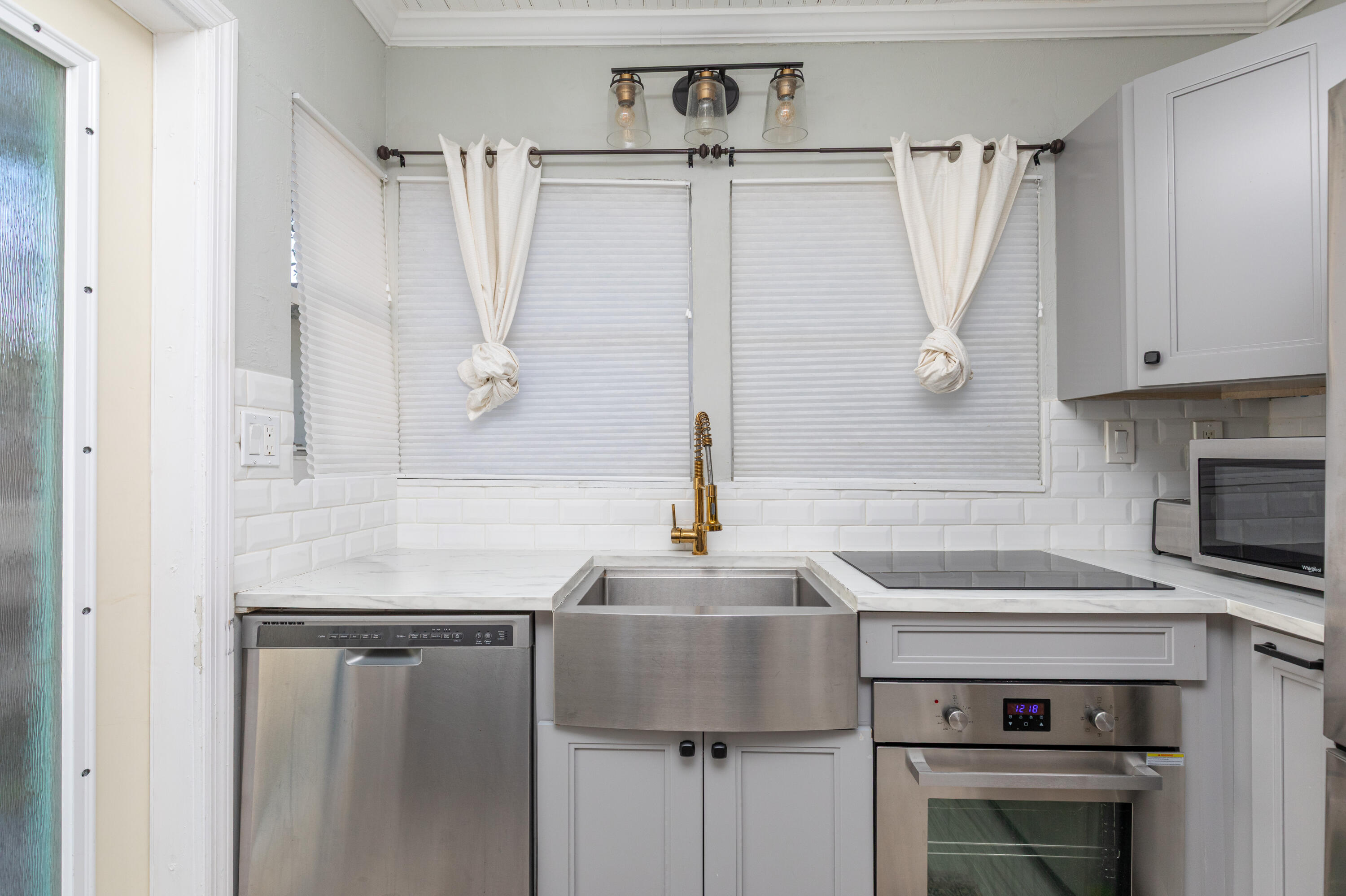 WAVERLY PLACE - Residential