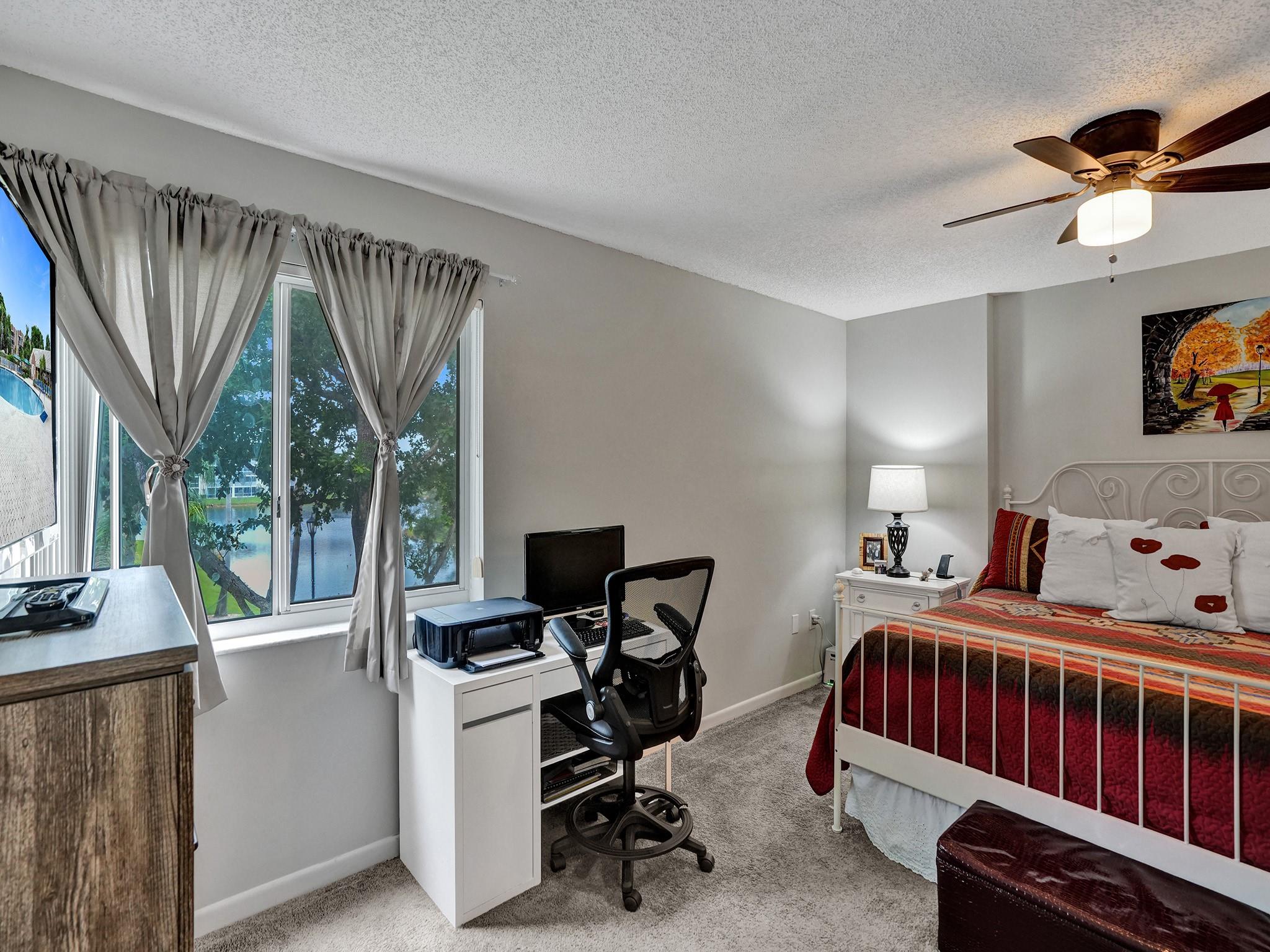 TRENT @ KINGS POINT - Residential