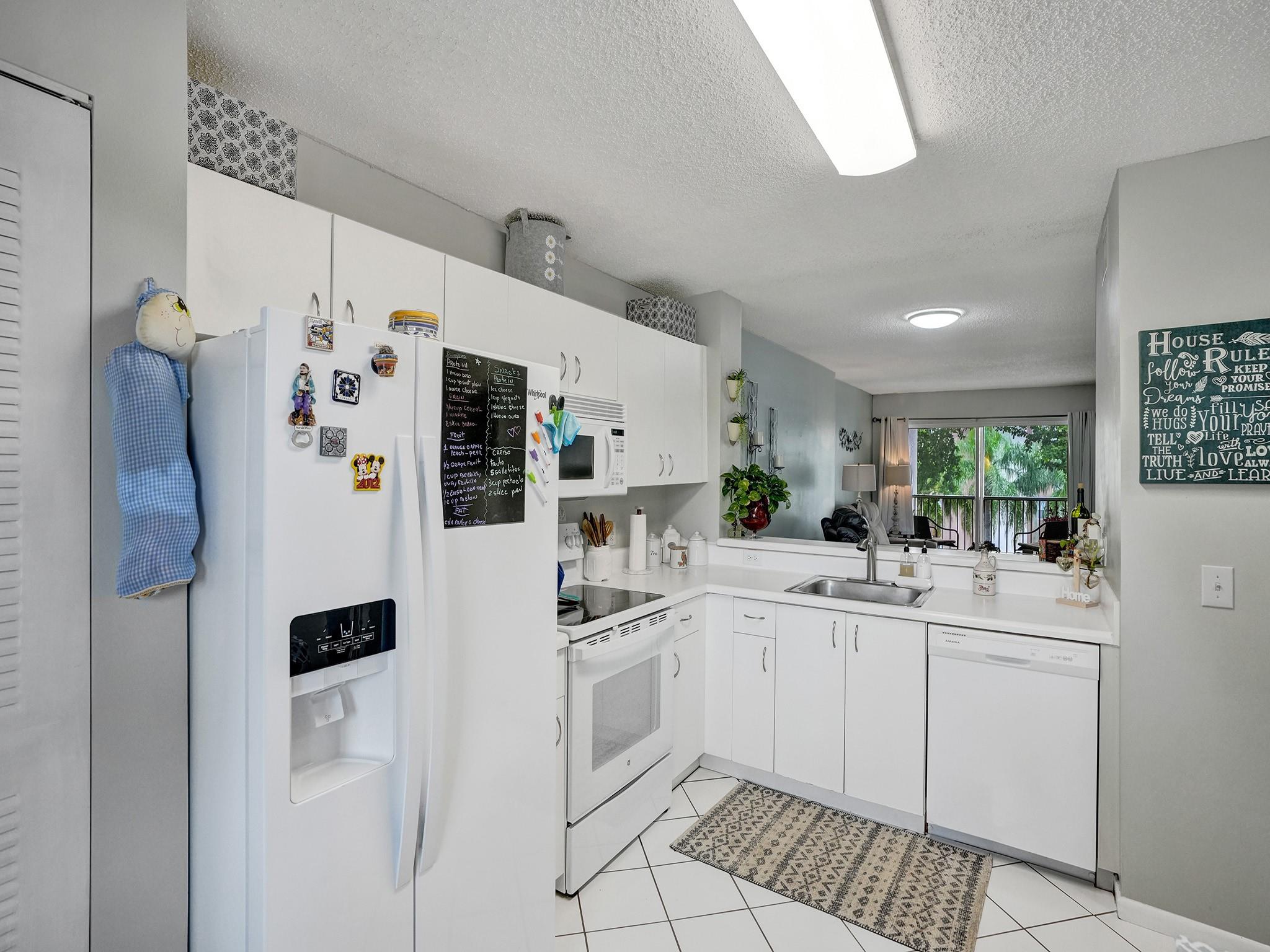 TRENT @ KINGS POINT - Residential