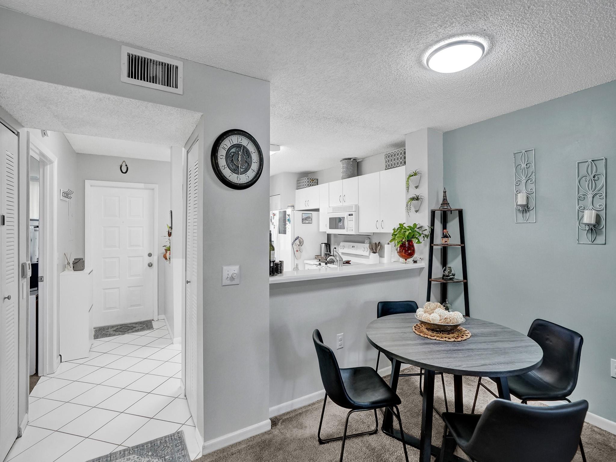 TRENT @ KINGS POINT - Residential