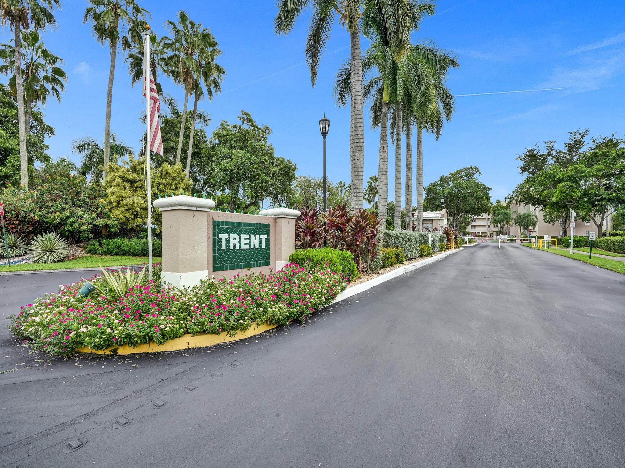 TRENT @ KINGS POINT - Residential