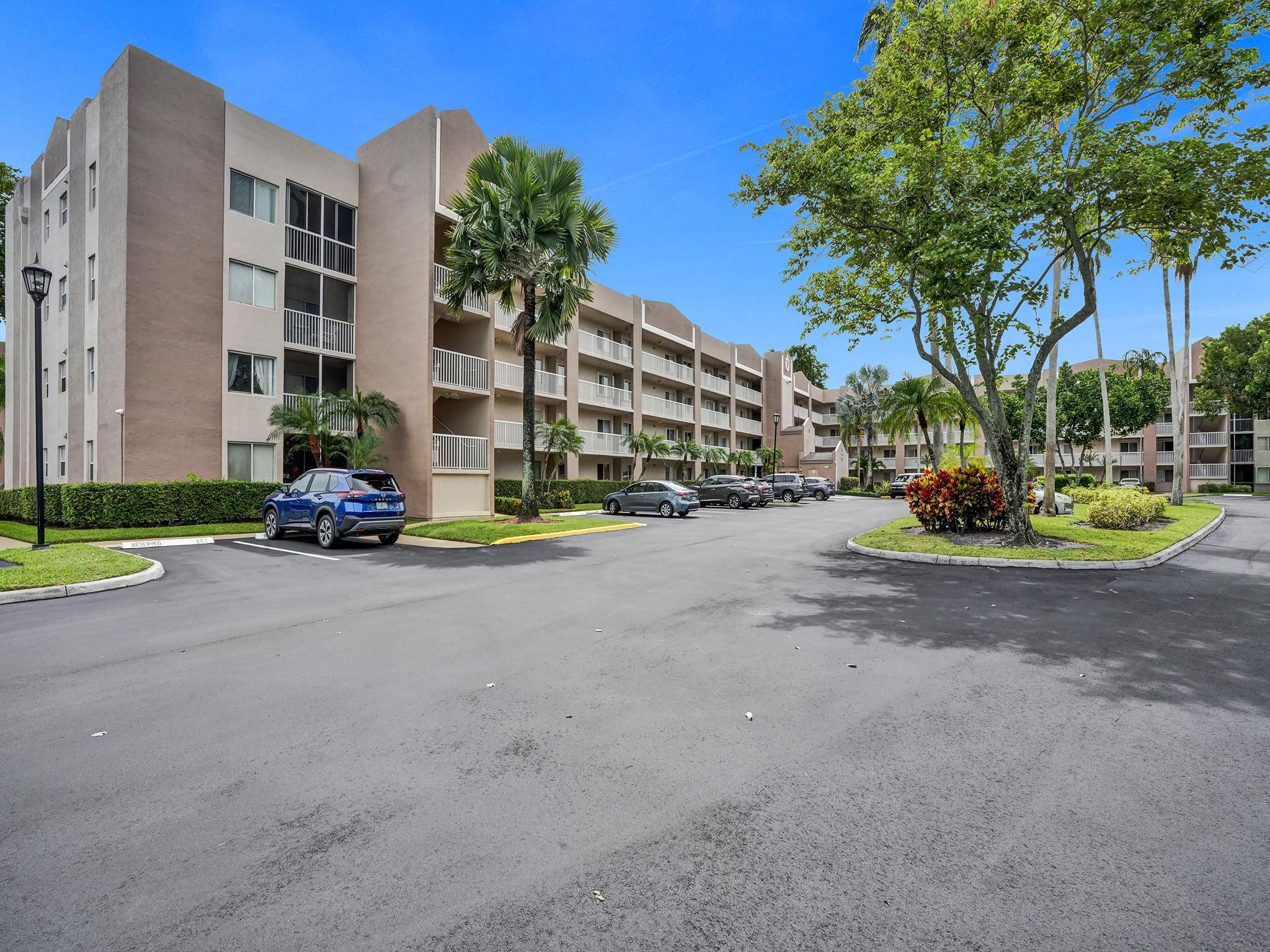 TRENT @ KINGS POINT - Residential