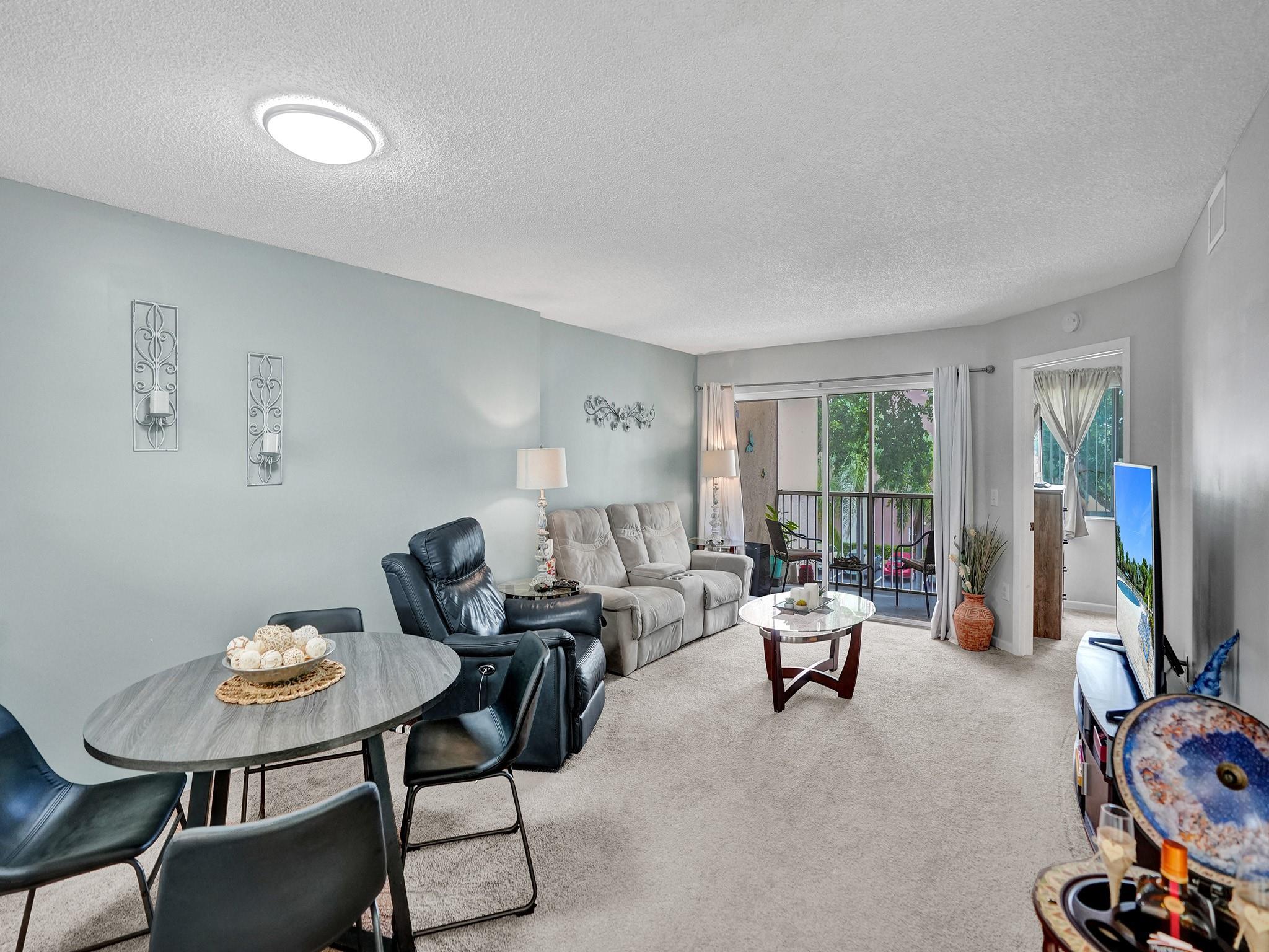 TRENT @ KINGS POINT - Residential