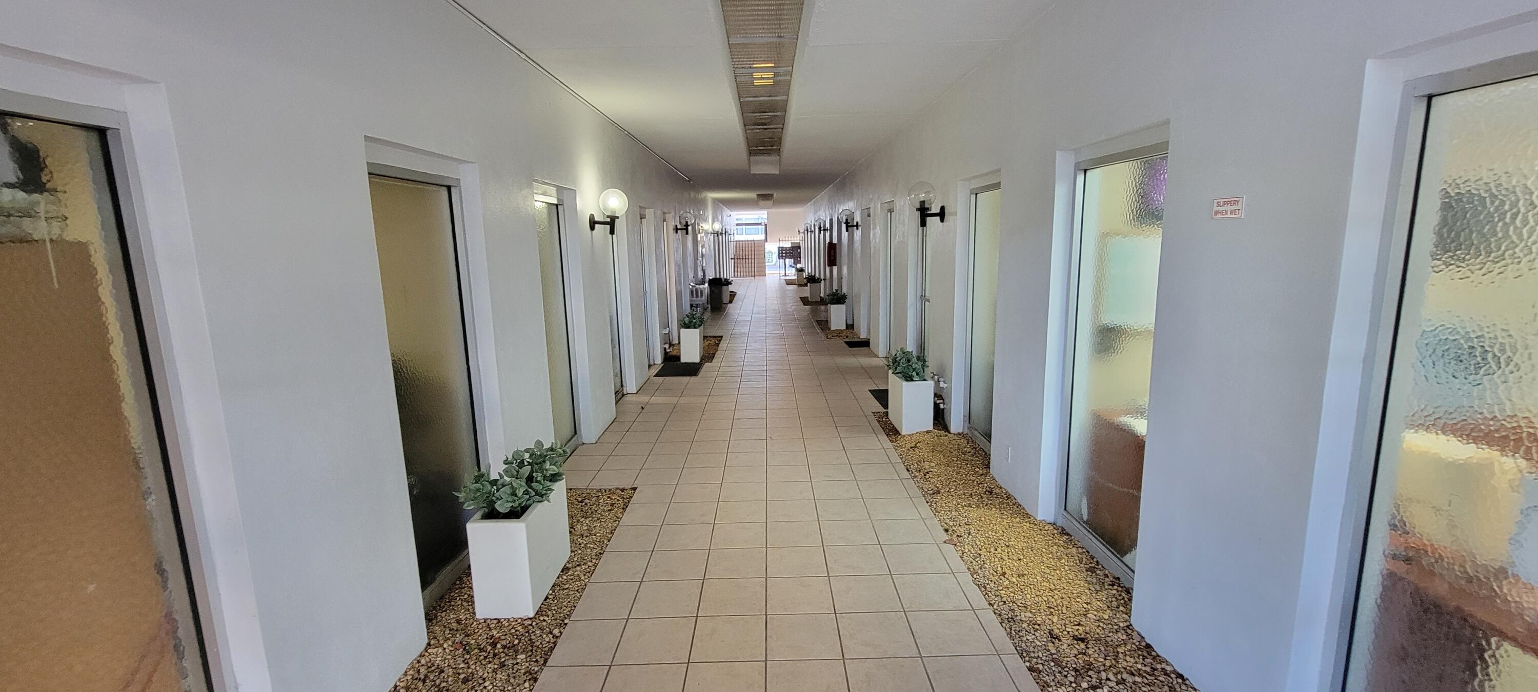 YACHT CLUB - Commercial Sale