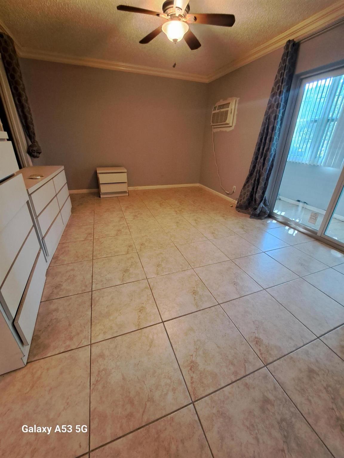 SUSSEX CONDO - Residential