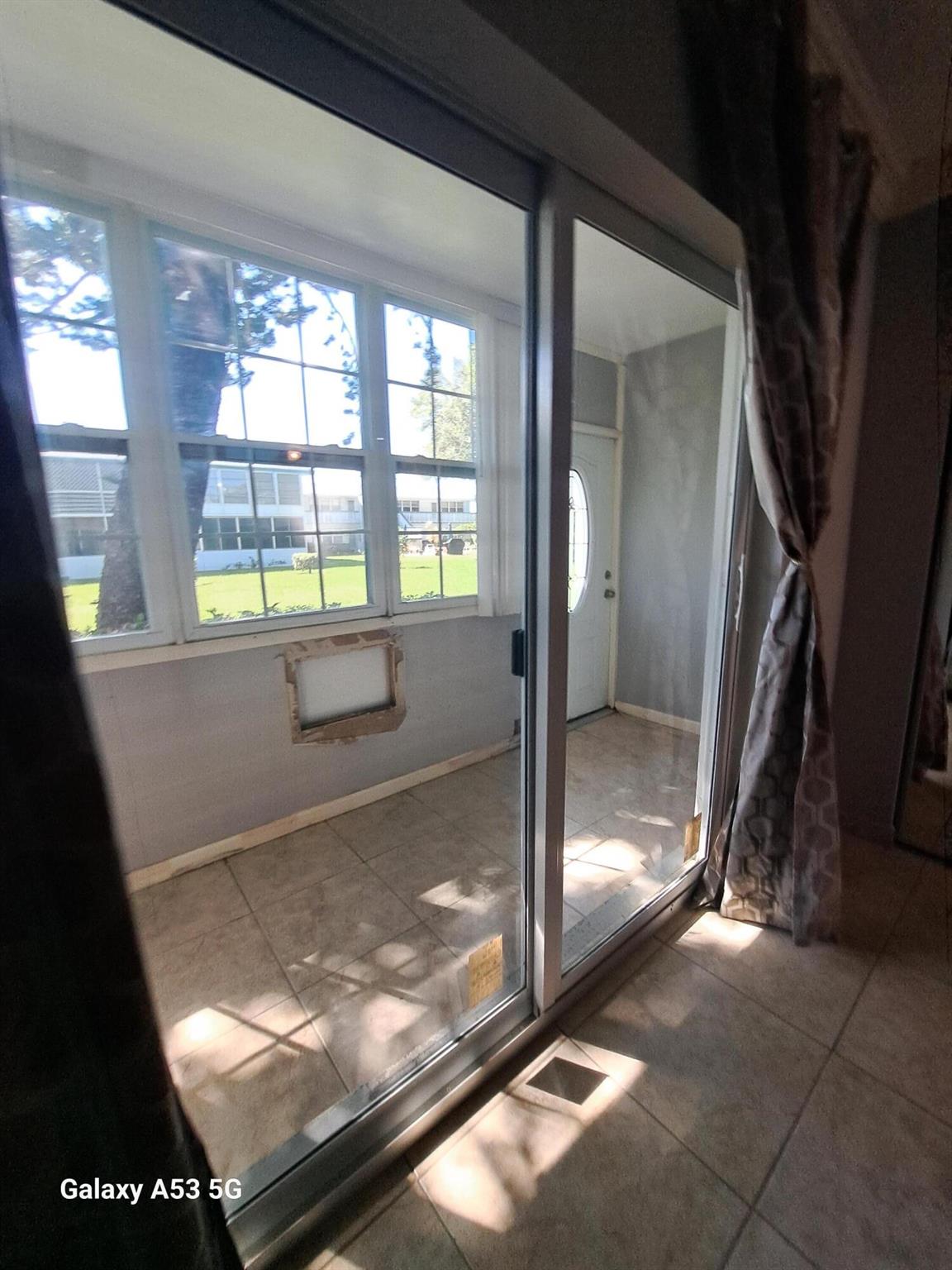 SUSSEX CONDO - Residential