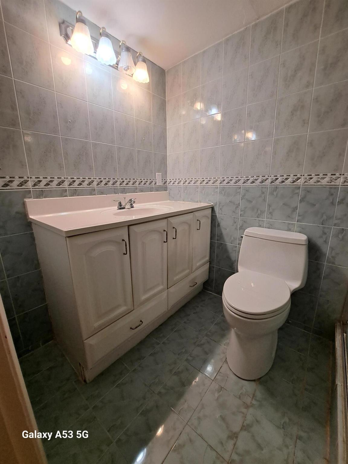 SUSSEX CONDO - Residential