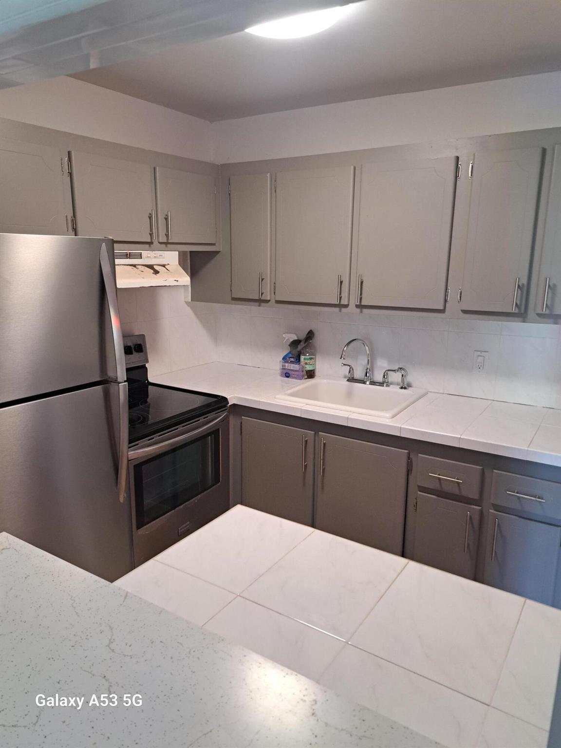 SUSSEX CONDO - Residential