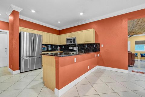 Tiny photo for 8020 NW 70th Avenue, Parkland, FL 33067 (MLS # B26041032)