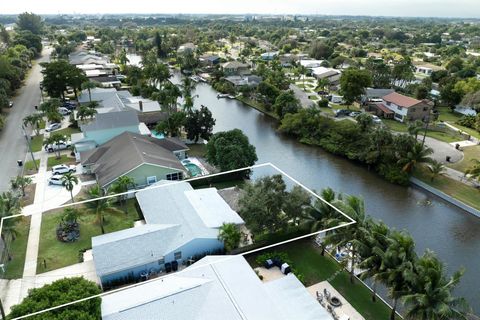 A home in Lake Worth Beach