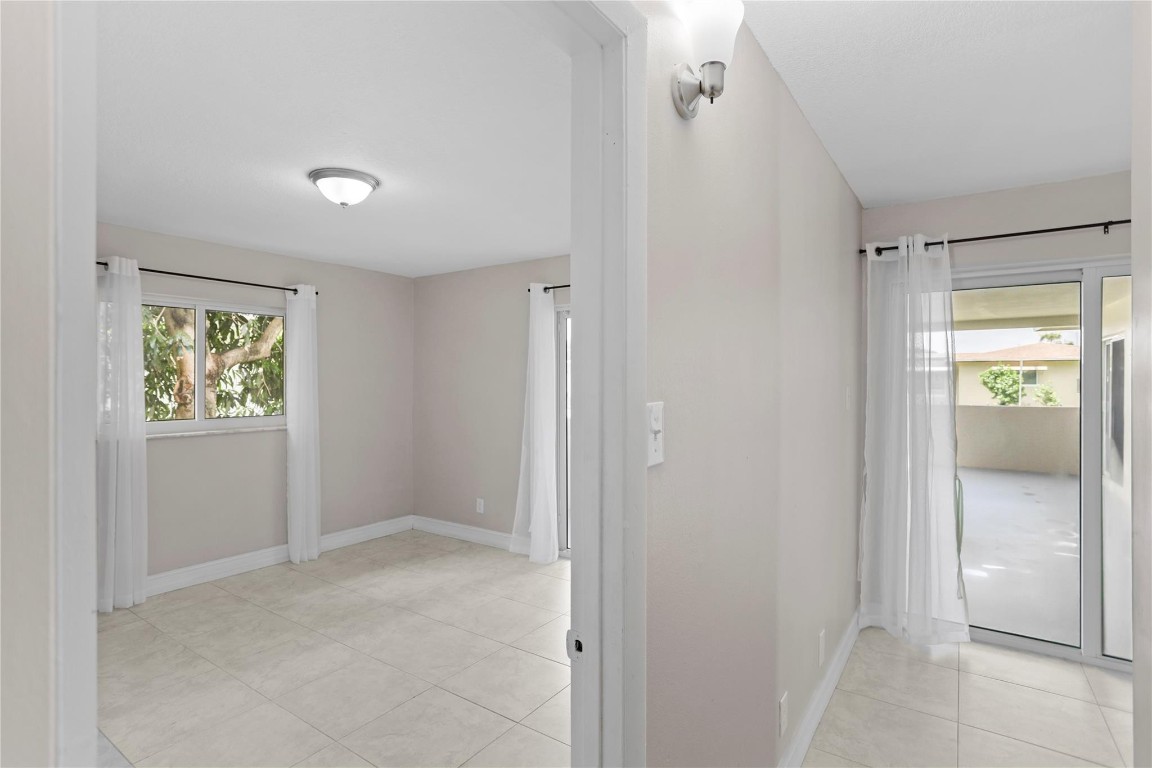 Paradise Gardens Sec 4 76 - Residential