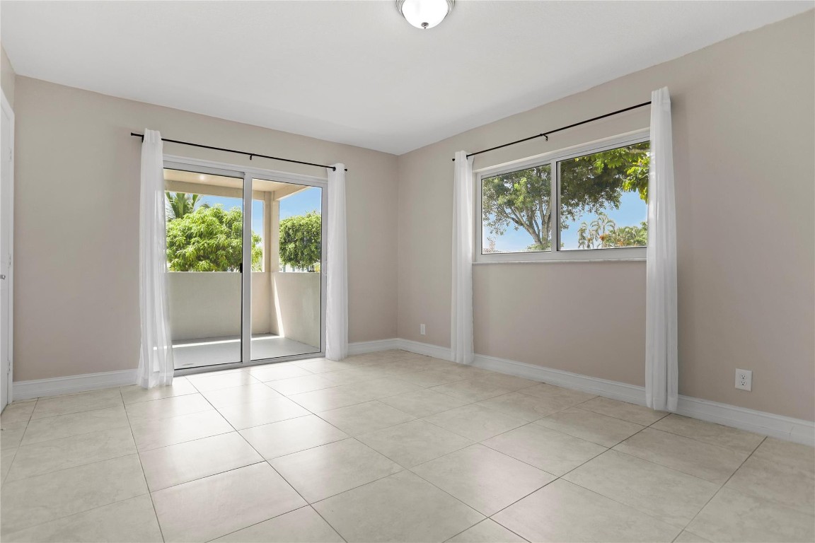 Paradise Gardens Sec 4 76 - Residential