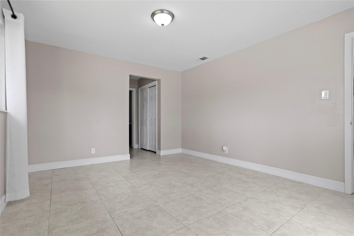 Paradise Gardens Sec 4 76 - Residential
