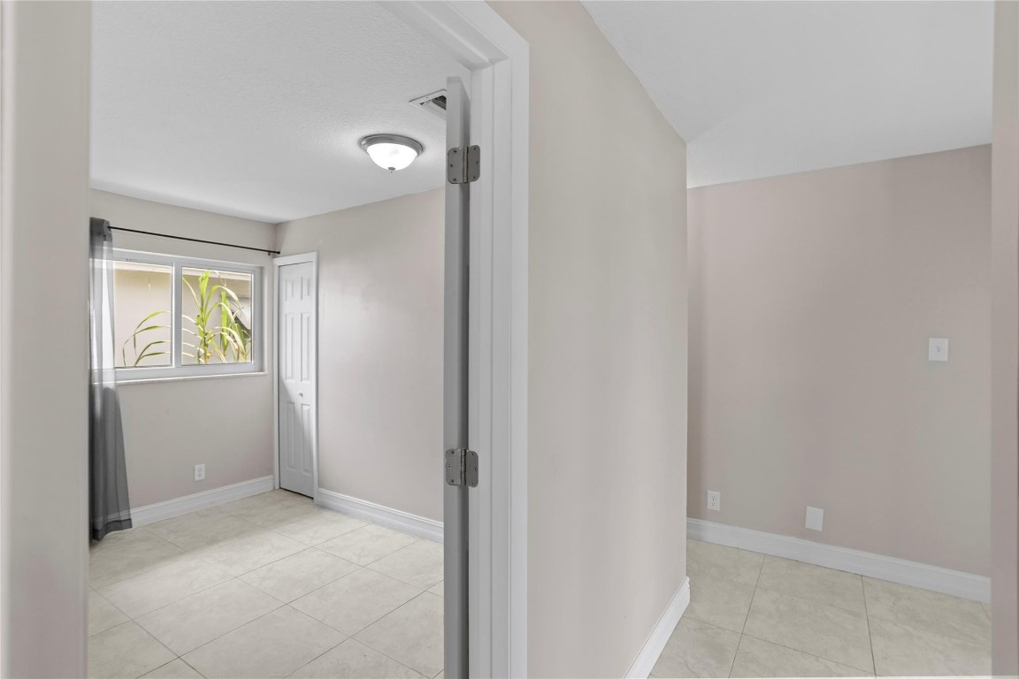 Paradise Gardens Sec 4 76 - Residential