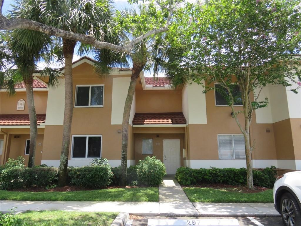 Colonnades Condo - Residential Lease