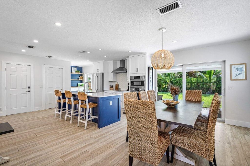 Photo of 363 Saturn Avenue, Tequesta, FL 33469 (MLS # R10999886)