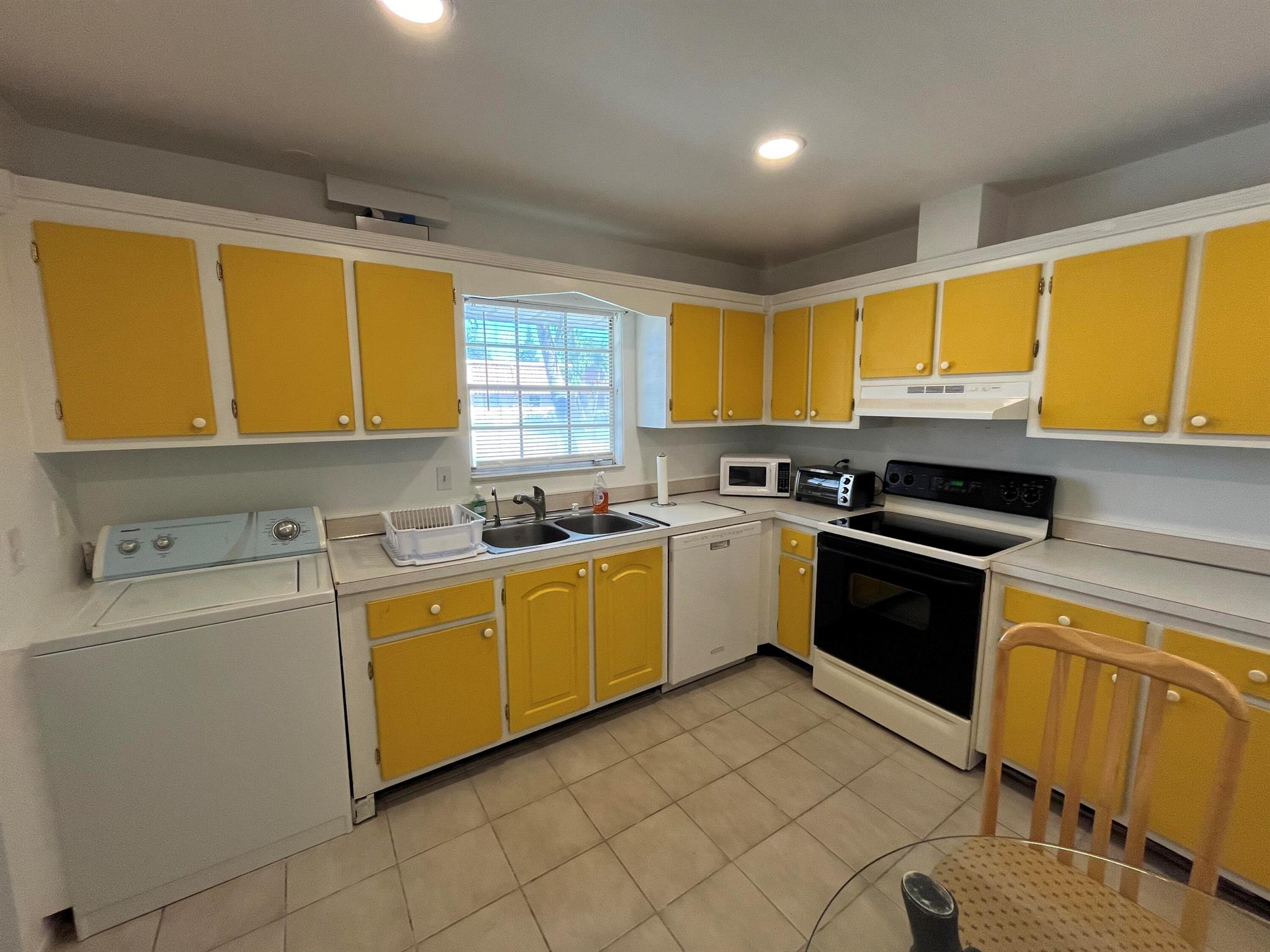 COVERED BRIDGE CONDO - Residential Lease