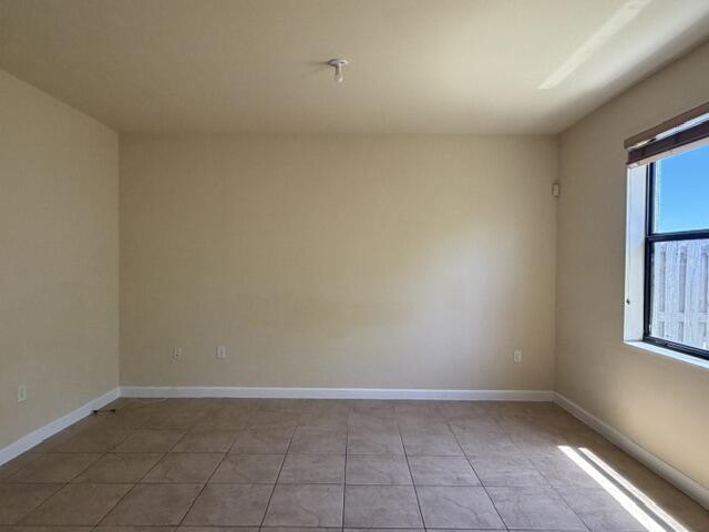 SILVER PALM WEST - Residential