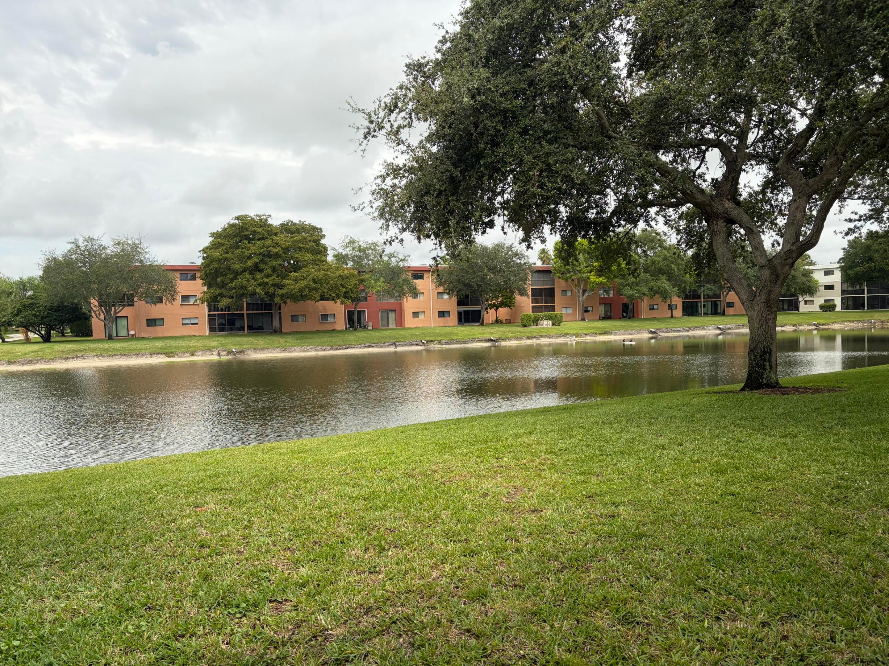 LAKES OF DELRAY - Residential