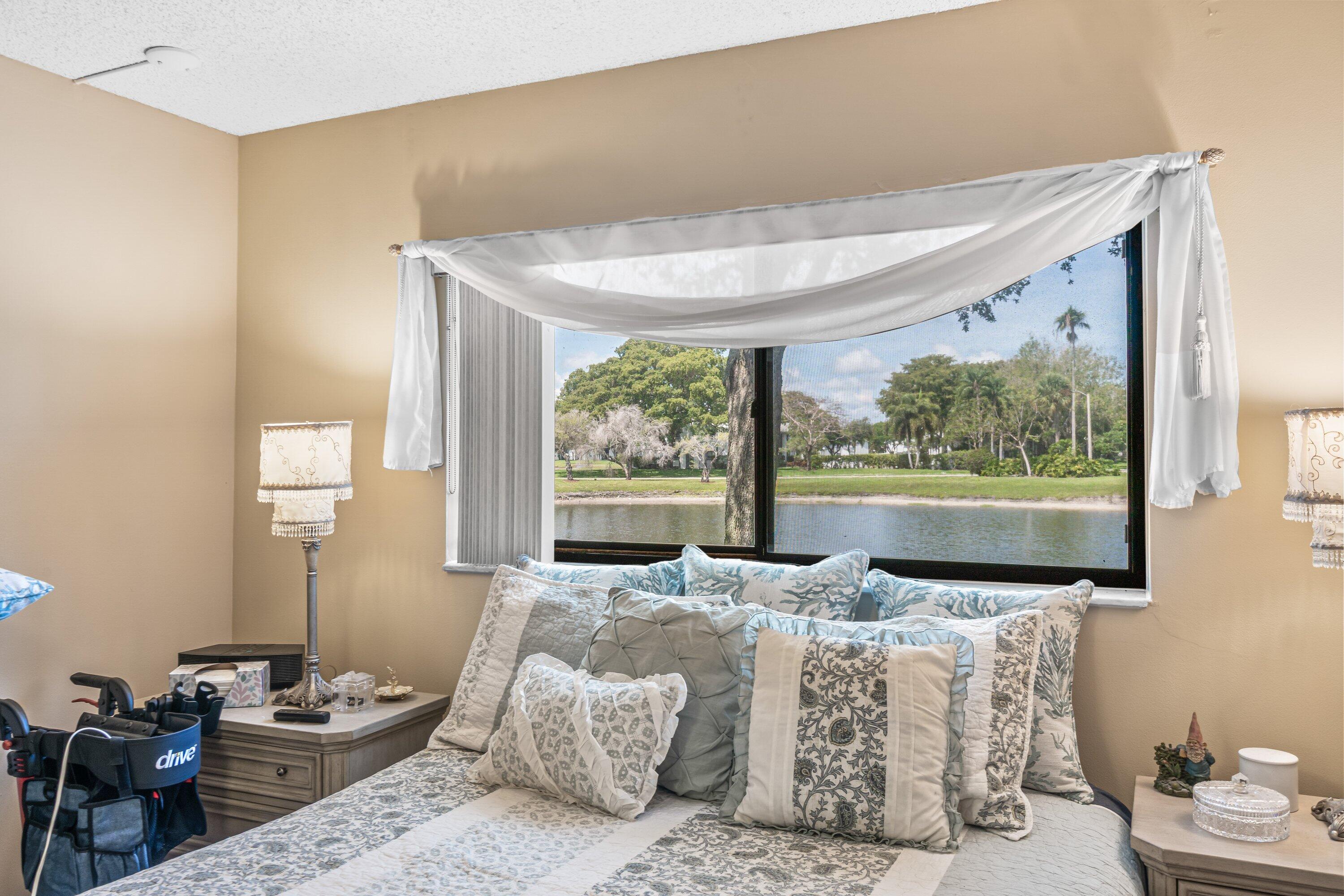 LAKES OF DELRAY - Residential