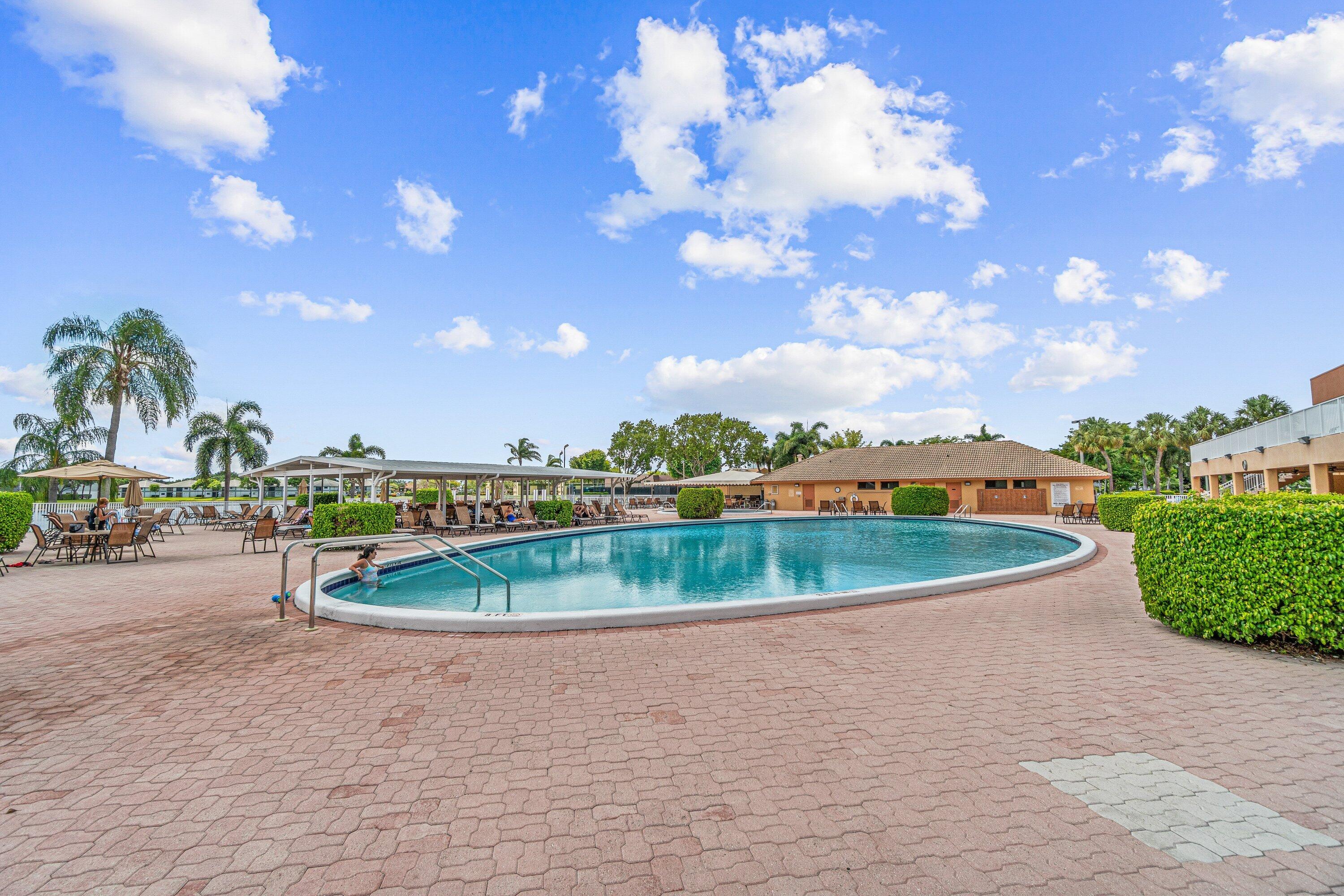 LAKES OF DELRAY - Residential